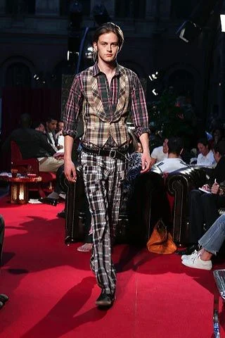 Look 43